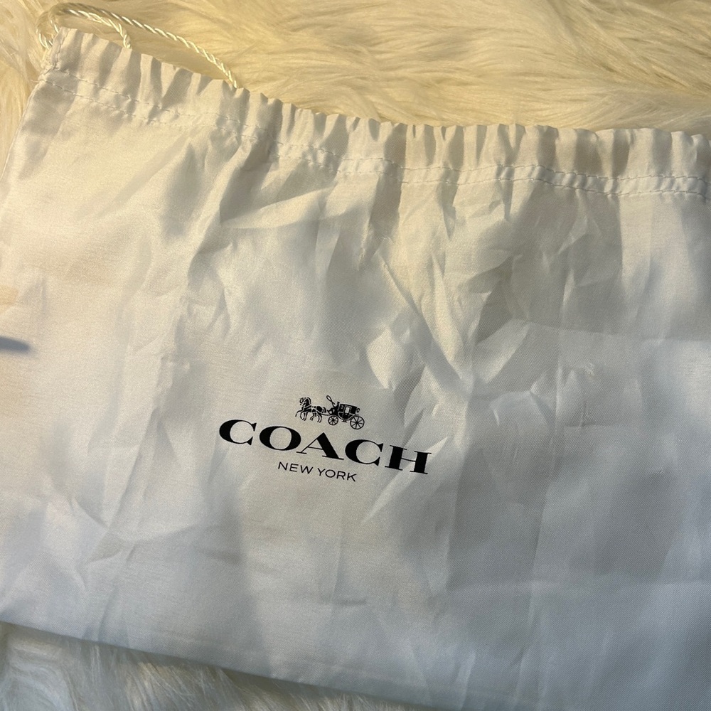 Coach Brown Signature Crossbody bag with Red Lip Appliqués - Picture 9 of 13